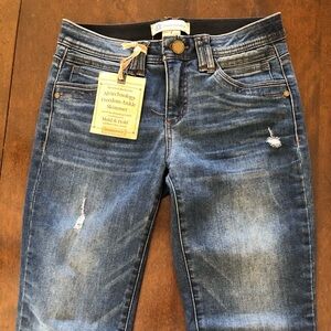 Democracy Jeans with AB technology tummy control womans 4 NWT